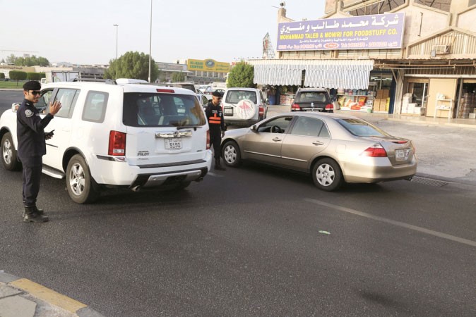 جانب من الحملة المرورية في العاصمة﻿