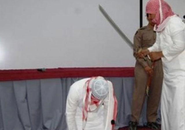 إماراتي ينقذ رقبة شاب سعودي من حد السيف