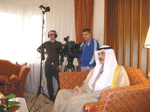  الشيخ صباح الخالد اثناء حديثه مع القناة التلفزيونية الاخبارية روسيا 24