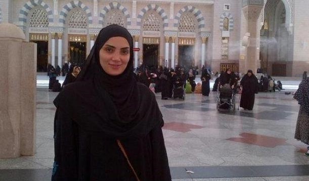 صور " علي جمعة " مع " حورية " تفجر غضب نشطاء فيس بوك