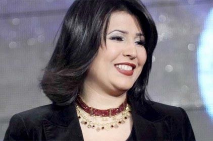 صورة قديمة لمنى الشاذلي مع ابنتيها تثير التعليقات 