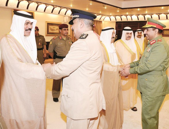صاحب السمو الامير وسمو ولي العهد يتلقيان التهاني بالعيد 
