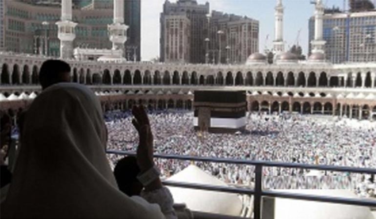 عروس ترفض «شهر العسل» وتتوجه مع عريسها لأداء مناسك الحج