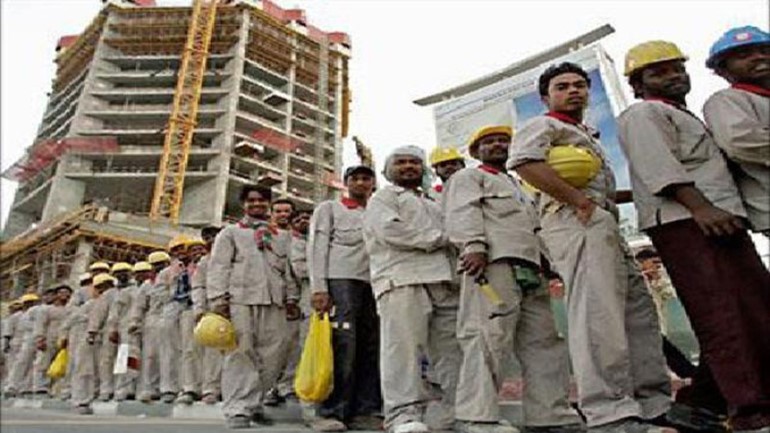 نسبة العمالة الوافدة في الكويت 63% من السكان