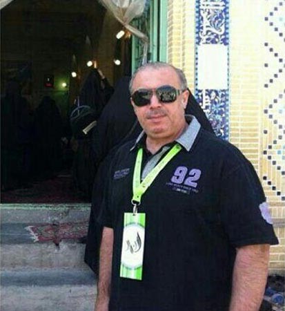 ويحمل بطاقة الحملة