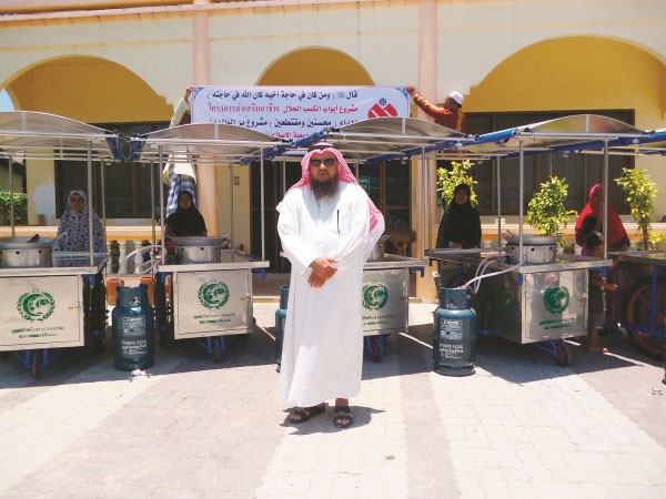 فهد الشامري يتفقد اعمال المتبرعين﻿