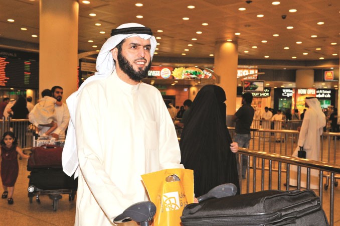 النائب في مجلس الامة المبطل د عادل الدمخي لدى عودته من الاراضي المقدسة﻿