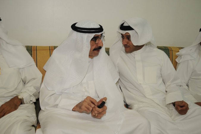 الفقيد مع طلال الخرافي﻿