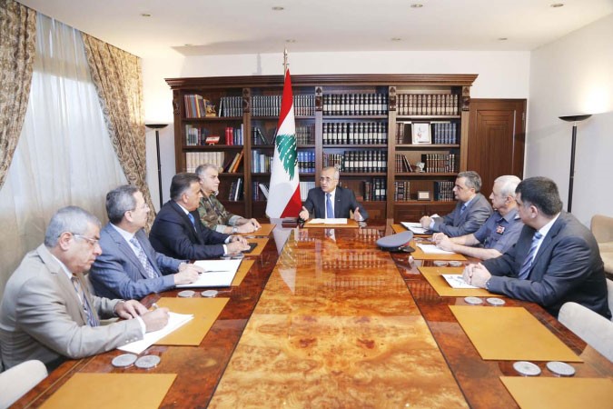 الرئيس سليمان مترئسا اجتماعا امنيا في بعبدا امس 	محمود الطويل﻿