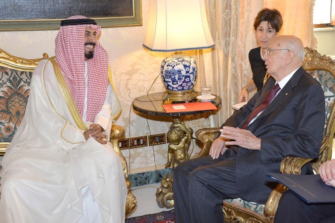 الرئيس الايطالي جورجو نابوليتانو مستقبلا السفير الشيخ علي الخالد ﻿