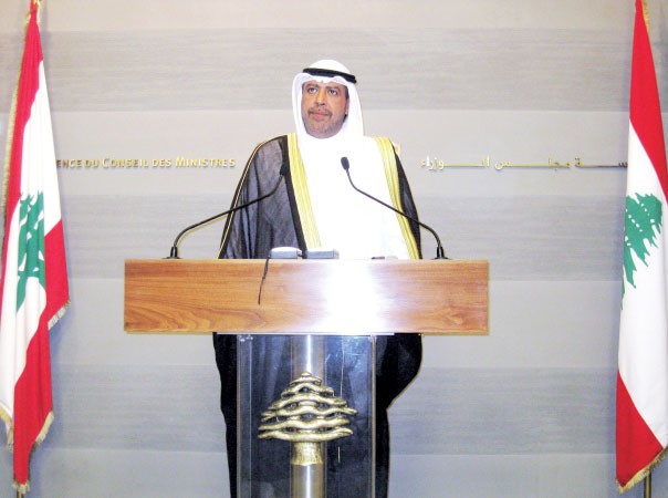 رئيس المجلس الاولمبي الاسيوي ورئيس اتحاد اللجان الاولمبية الوطنية انوك الشيخ احمد الفهد يتحدث للصحافيينفي بيروت