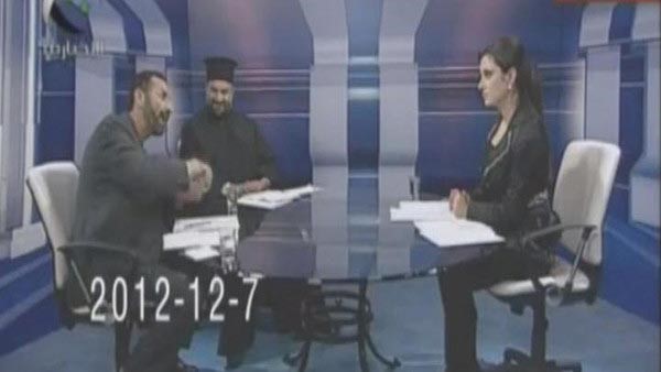 بالفيديو.. شبيح متعدد المواهب يخدم  إعلام الأسد في كل المناسبات