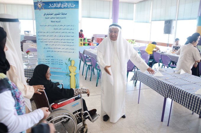 ترحيب بالامهات من كبار السن