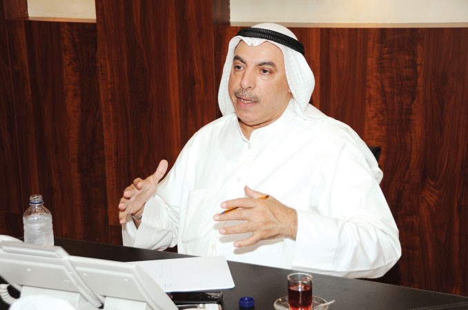 النائب فيصل الشايع خلال ردوده على اسذلة القراء هاني الشمري