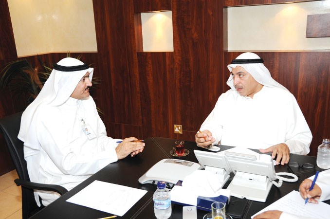 الشايع متحدثا الى سكرتير تحرير الشؤون البرلمانية الزميل حسين الرمضان