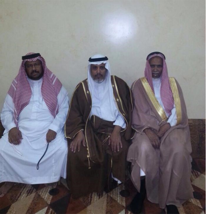 بالصور.. زفاف تسعيني بالطائف تنفيذاً لوصية زوجته الراحلة