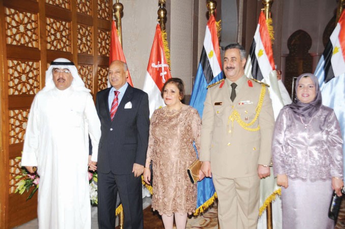 الزميل عدنان الراشد مهنئا	انور الكندري﻿