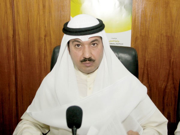 المستشار انور العنزي﻿