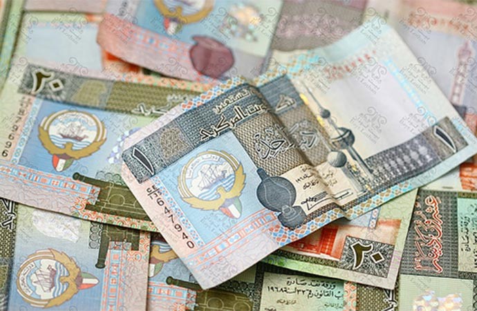 مديرة مكتب خدم تتهم مواطناً بسلبها 800 دينار
