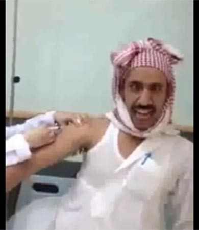 بالفيديو.. مقطع طريف لشاب سعودي خائف من الإبرة