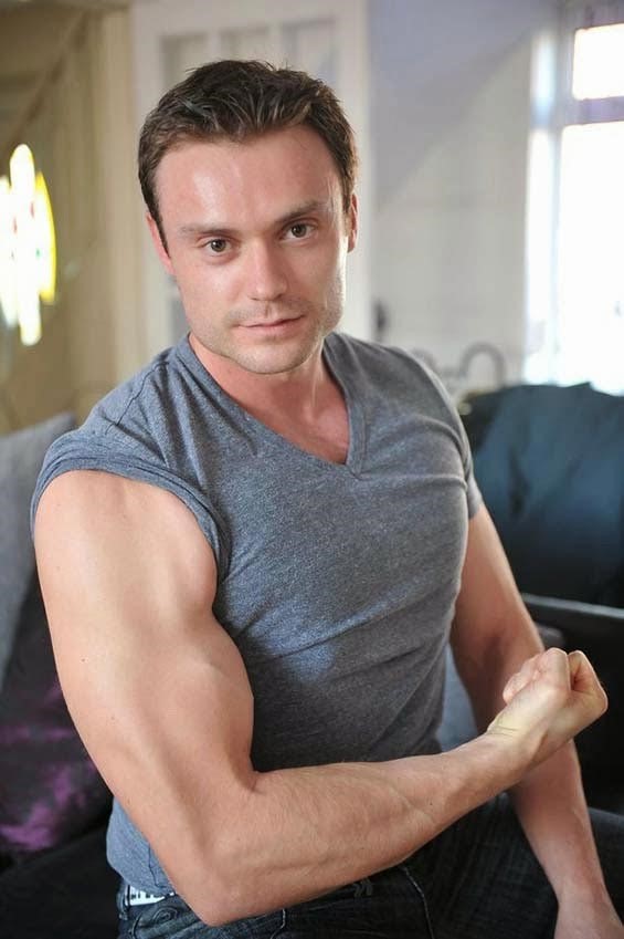بالصور.. فقد 114 كيلوغراماً.. من أجل فتاة