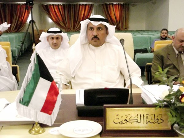 العميد صالح الغنام مترئسا وفد الكويت في المؤتمر﻿