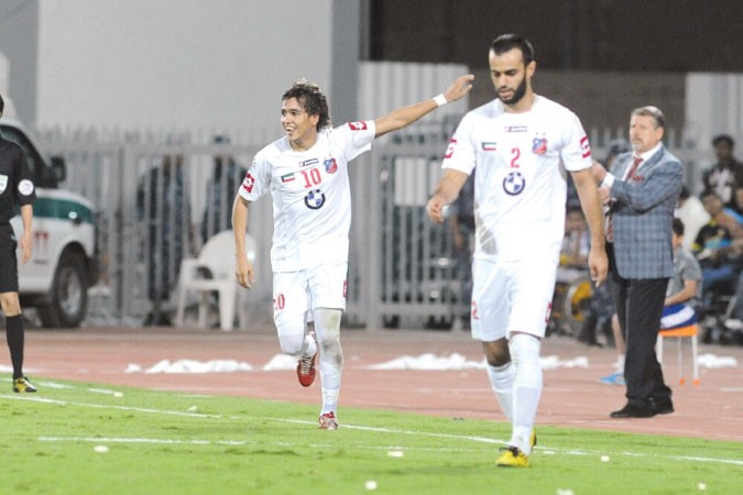 روجيريو فرحا بهدفه ويبدو يعقوب الطاهر هاني الشمري﻿