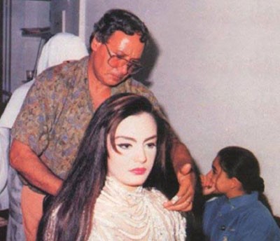 "شيريهان" تكشف عن صورة قديمة منحتها لقب "الأجمل"               