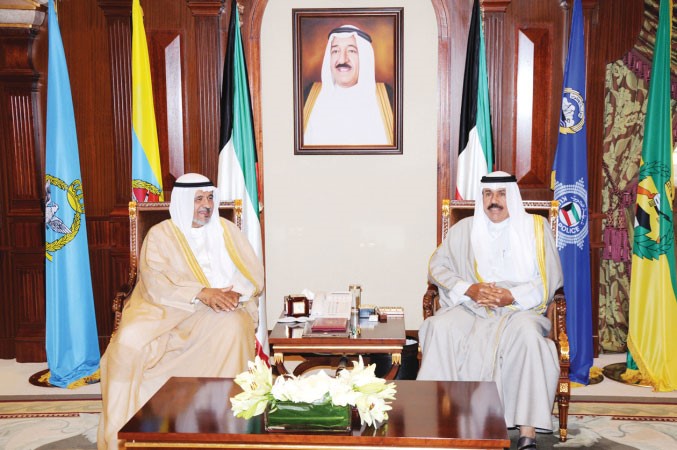 سمو ولي العهد الشيخ نواف الاحمد مستقبلا احمد الكليب