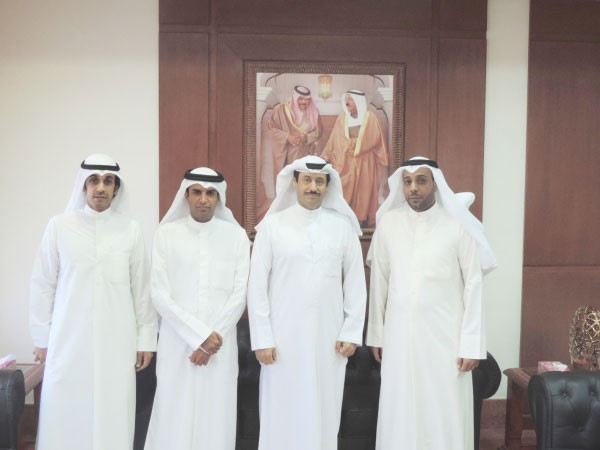محمد العازمي مستقبلا وفد نقابة المحاسبين والمراجعين﻿