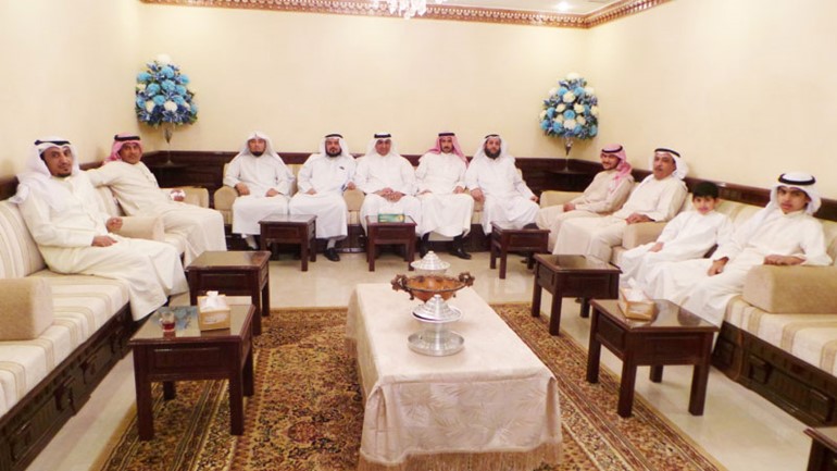 رواد ديوانية عبدالله الشمري 