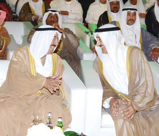 حديث باسم بين صاحب السمو الامير الشيخ صباح الاحمد وجاسم الخرافي