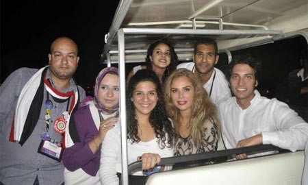 بالصور.. أول ظهور لها بعد إنجاب طفلتها ..نيكول سابا رشيقة في أول حفلاتها لهذا الموسم