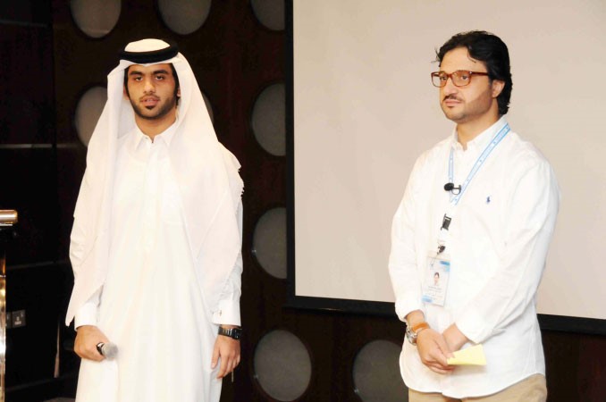 الوقيان مع احد المشاركين