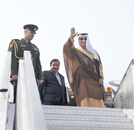 سمو رئيس الوزراء لدى مغادرته الهند ﻿