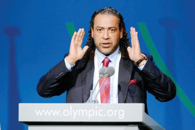 رئيس المجلس الاولمبي الاسيوي الشيخ احمد الفهد يلقي كلمة خلال احتفالية اولمبية سابقة 