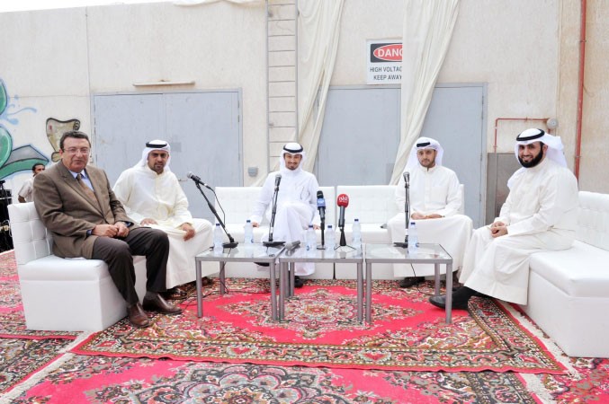 راكان النصف وخالد الفضالة وفهيد الهيلم خلال الندوة 	متين غوزال﻿