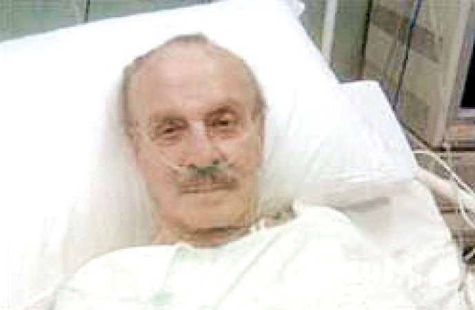 احمد عبدالعال في المستشفى قبل رحيله﻿