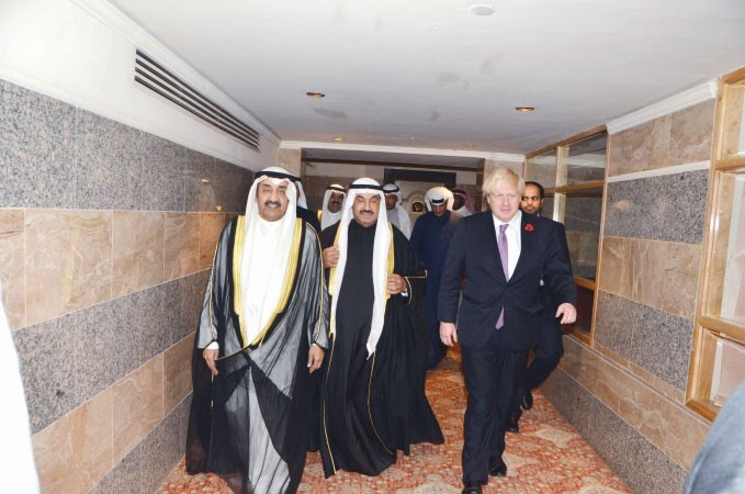 سمو الشيخ ناصر المحمد وجاسم الخرافي وبوريس جونسون