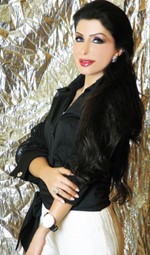 الاعلامية منيرة عاشور