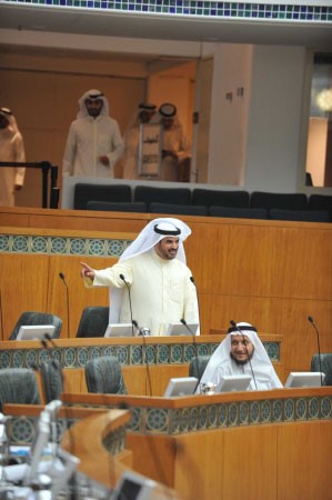 حمدان العازمي 