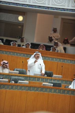 خلف دميثير