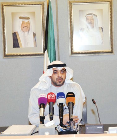 الشيخ محمد العبدالله خلال المؤتمر الصحافي﻿