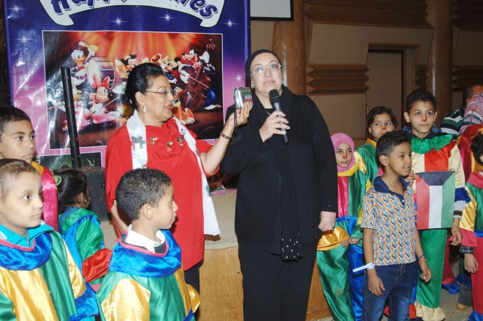 وزيرة الصحة المصرية دمها الرباط تلقي كلمتها