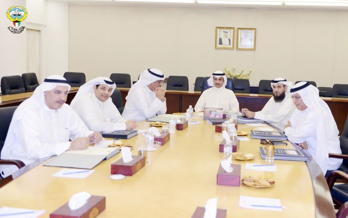 رئيس مجلس الامة مرزوق الغانم مترئسا الاجتماع الاسبوعي لمكتب المجلس