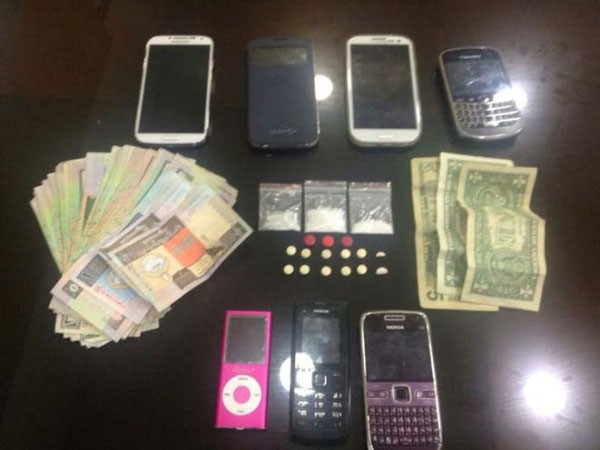 وهواتف ومفاتيح مركبات﻿