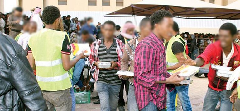 السفير الإثيوبي في السعودية: نوعية الأكل بمراكز الإيواء تدفع مخالفينا لعدم الحرص على السفر !