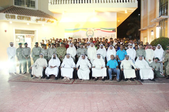 العميد الركن فهد عيد ناصر والمقدم احمد عبدالرحمن الدعي مع المشاركين في الدورة﻿