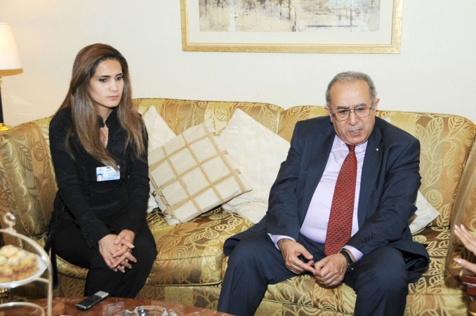 وزير الخارجية الجزائري رمضان لعمامرة متحدثا للزميلة بيان عاكوم هاني الشمري﻿