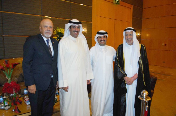 عبدالعزيز العدساني والشيخ دعيج الخليفة ومرزوق الخرافي 